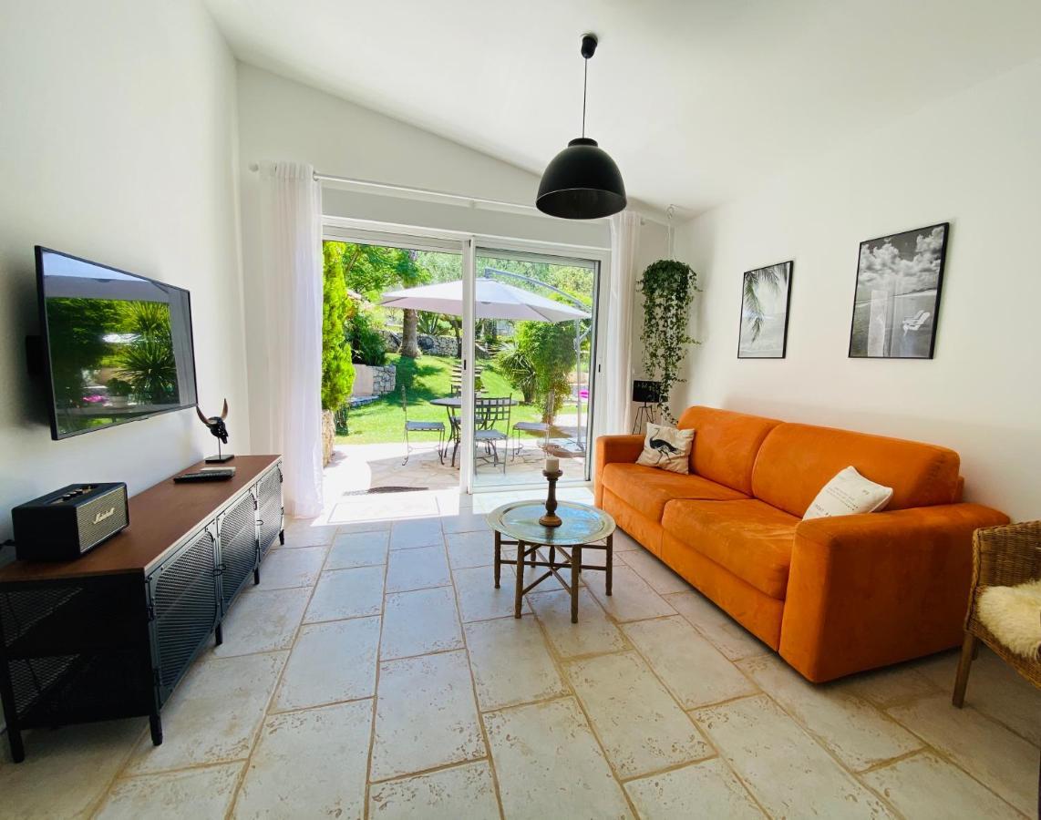 Maison De Vacances Villa Cardabella Le Tignet Exteriér fotografie